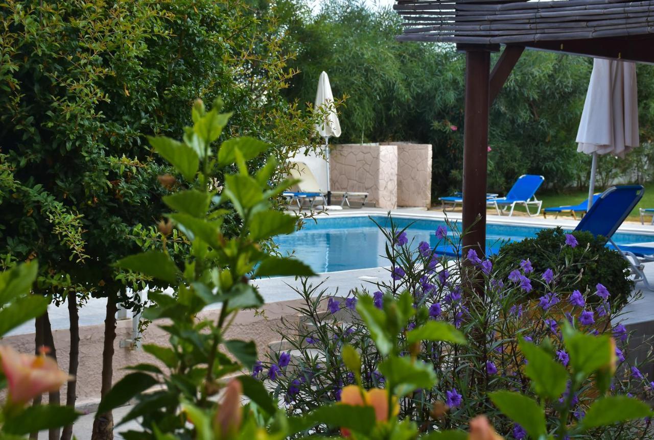 Eleonora Αnissaras Hotel Chersonissos Buitenkant foto