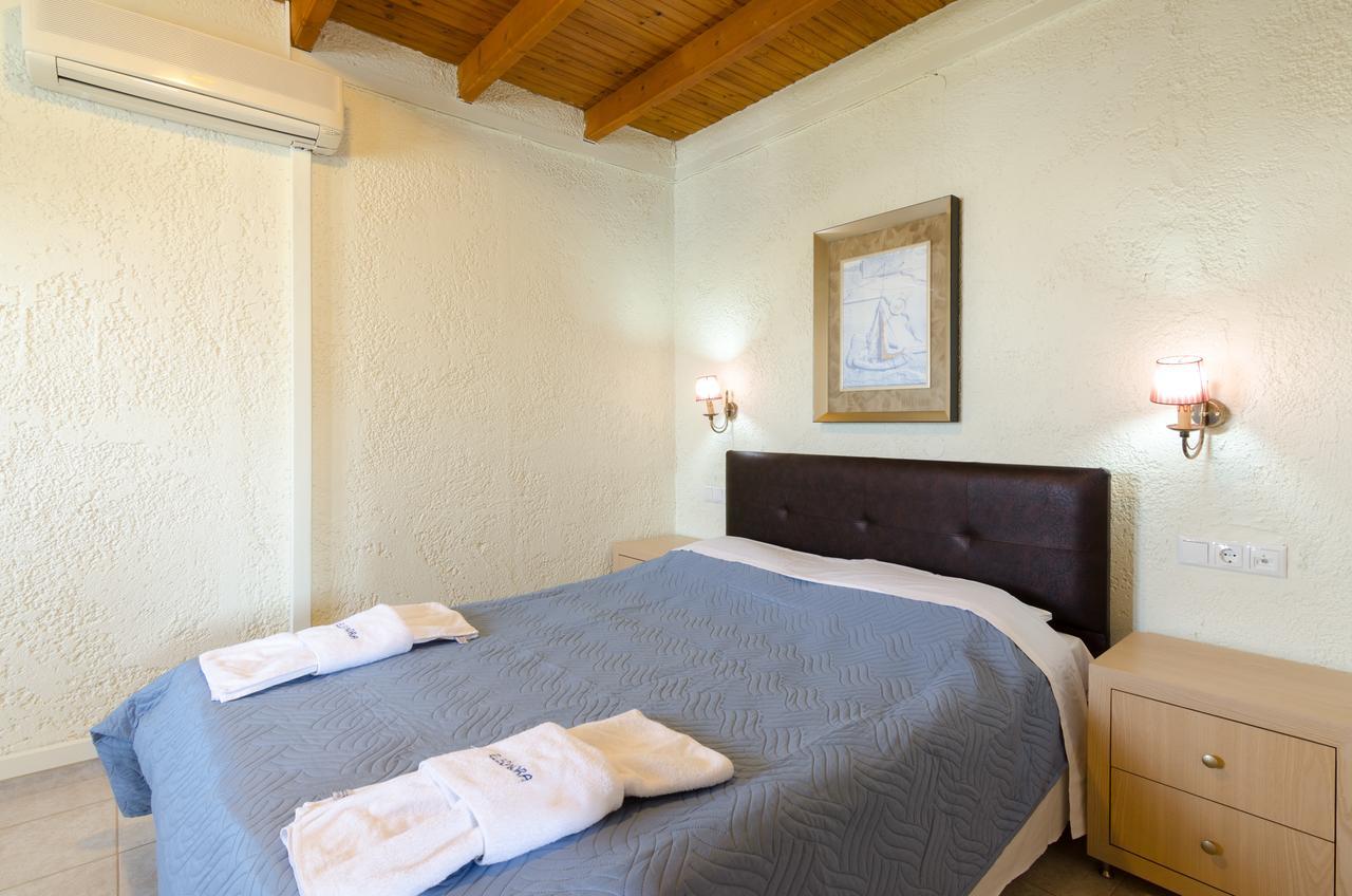 Eleonora Αnissaras Hotel Chersonissos Buitenkant foto